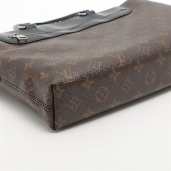 LOUIS VUITTON Macassar Porte-Documents Voyage - Picture 4 of 16